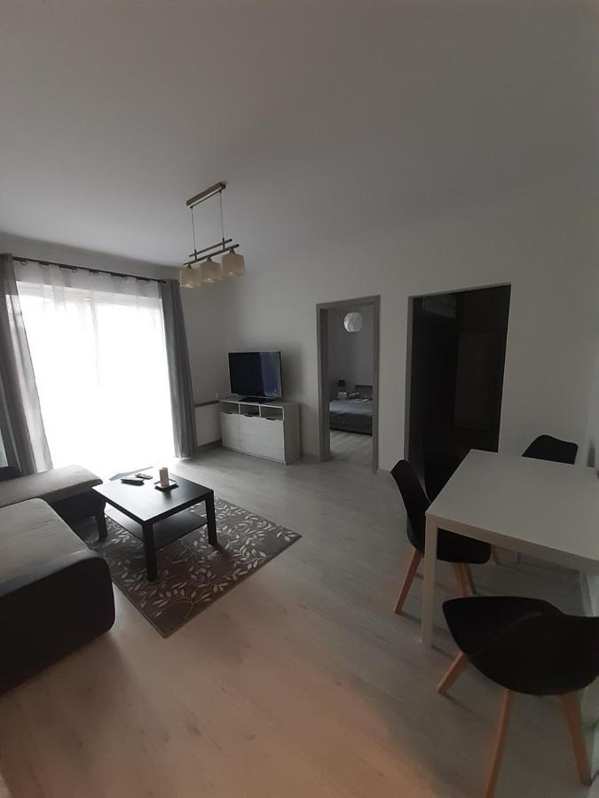 Lewa Lodz Apartment Exterior photo